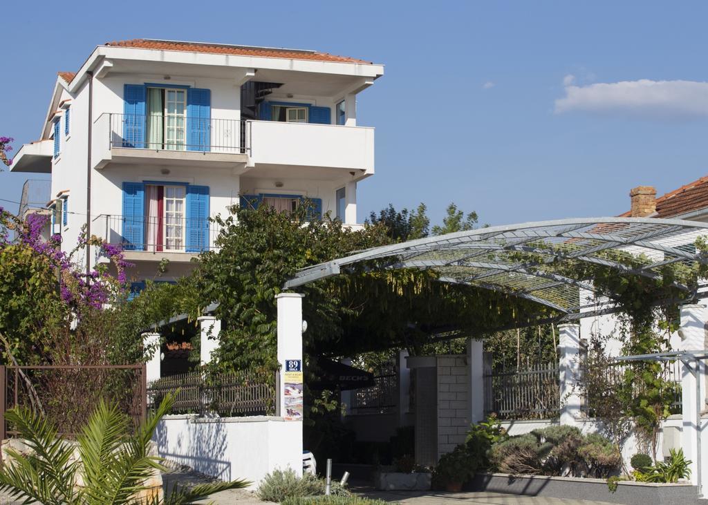 Villa Opatija Marina Bagian luar foto